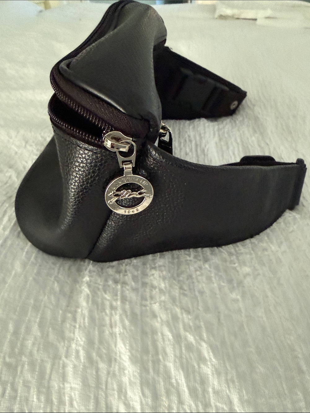 Longchamp Black Pebbled Leather Belt Bag NEW! - Picture 4 of 4